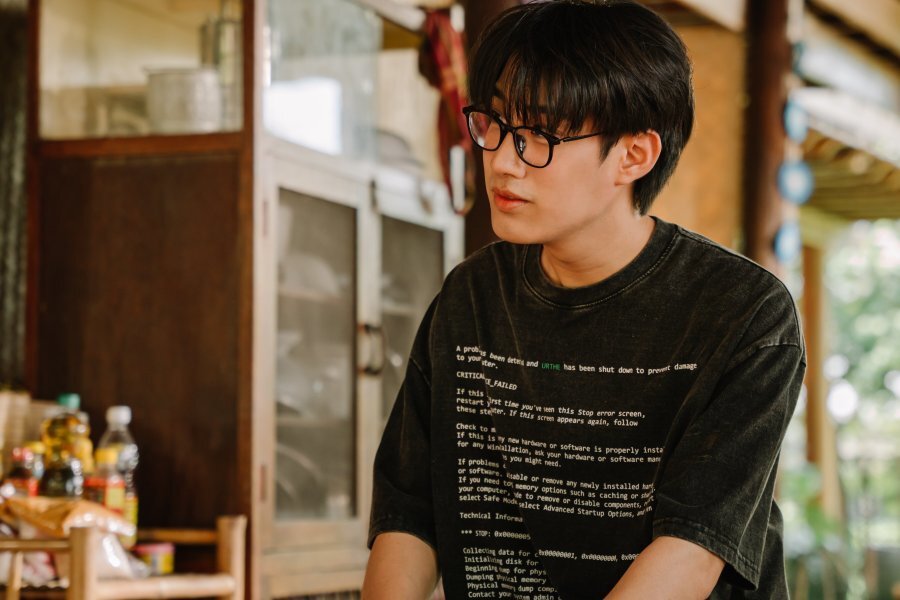 Рецензия на сериал «Кхемджира» (2025)